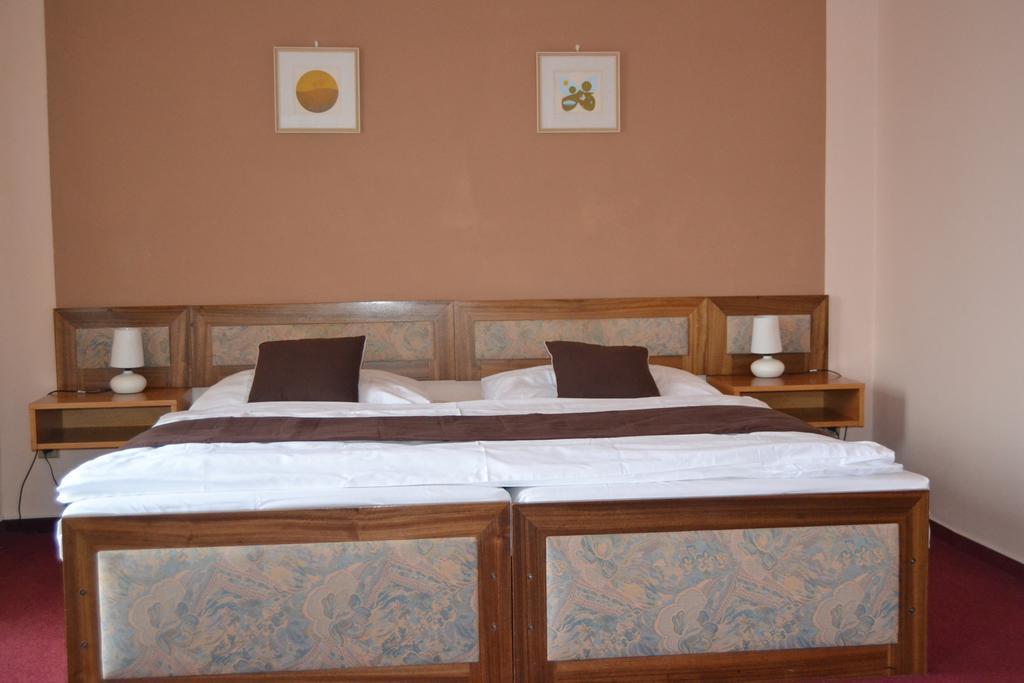 Resort Hotel Zvikov Zvíkovské Podhradí Pokój zdjęcie
