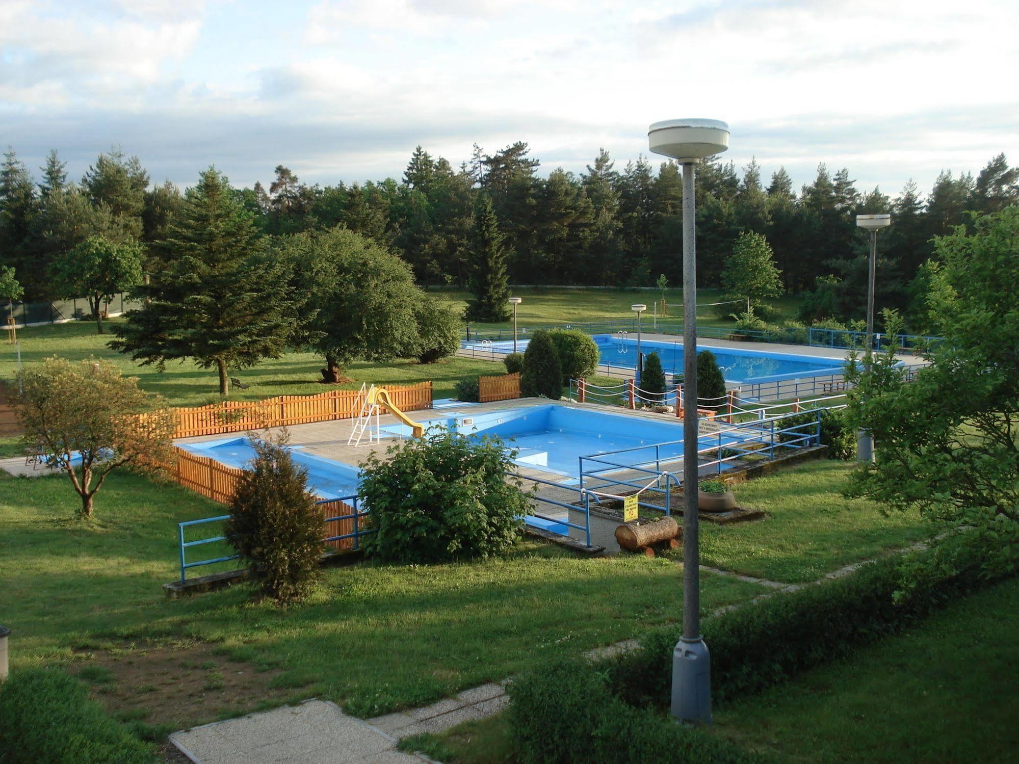 Resort Hotel Zvikov Zvíkovské Podhradí Zewnętrze zdjęcie