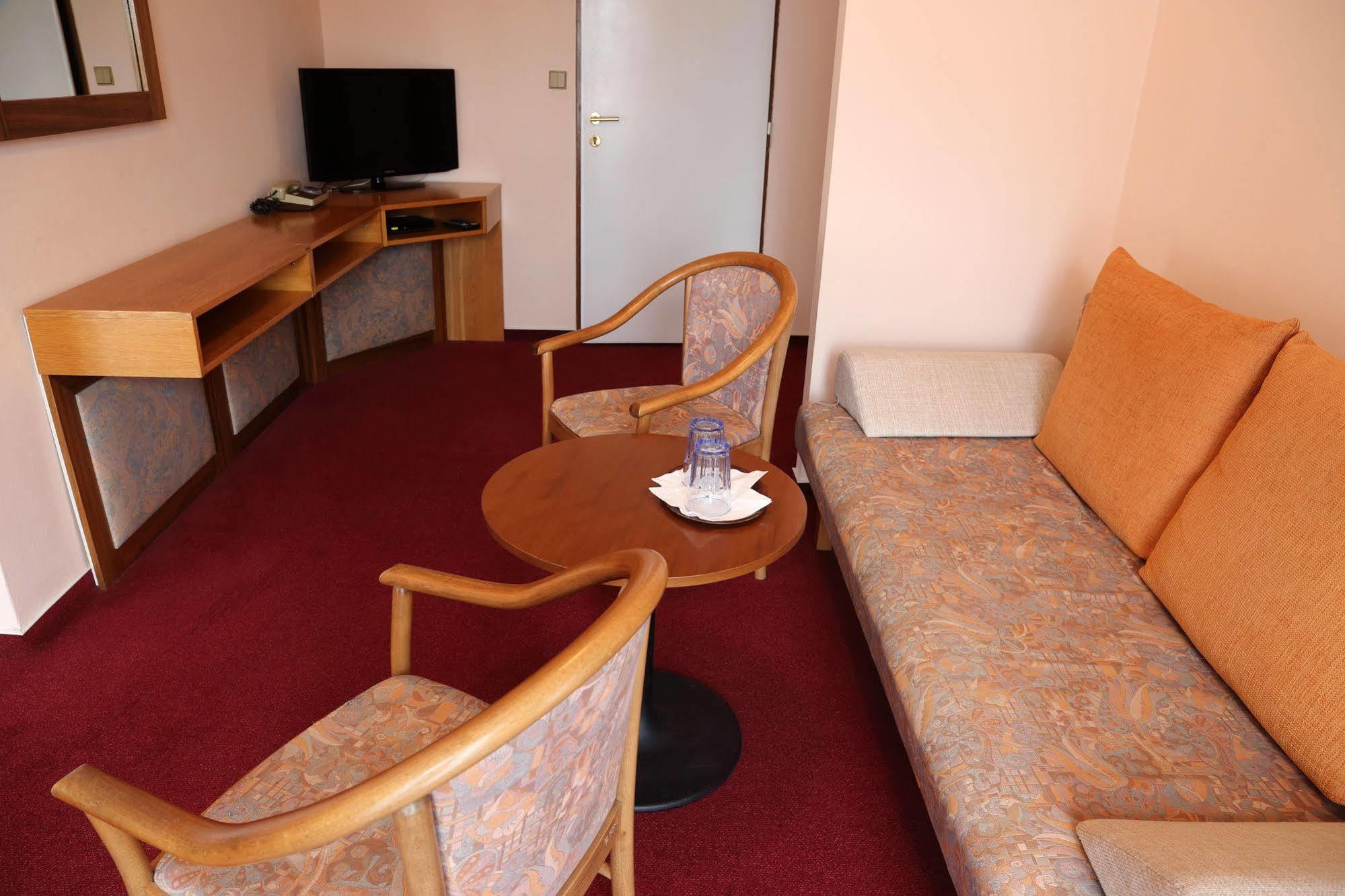 Resort Hotel Zvikov Zvíkovské Podhradí Zewnętrze zdjęcie