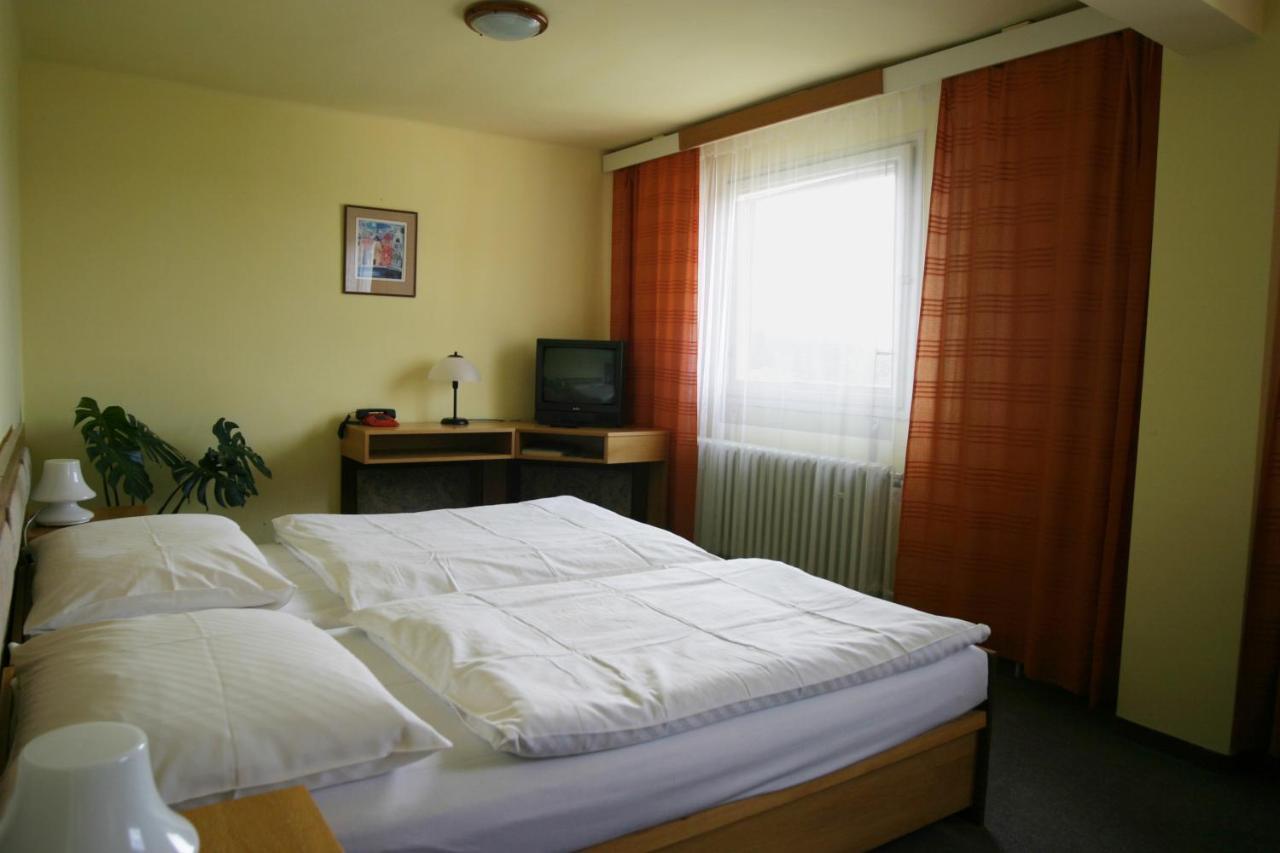 Resort Hotel Zvikov Zvíkovské Podhradí Zewnętrze zdjęcie
