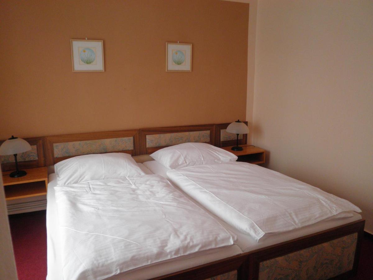 Resort Hotel Zvikov Zvíkovské Podhradí Zewnętrze zdjęcie